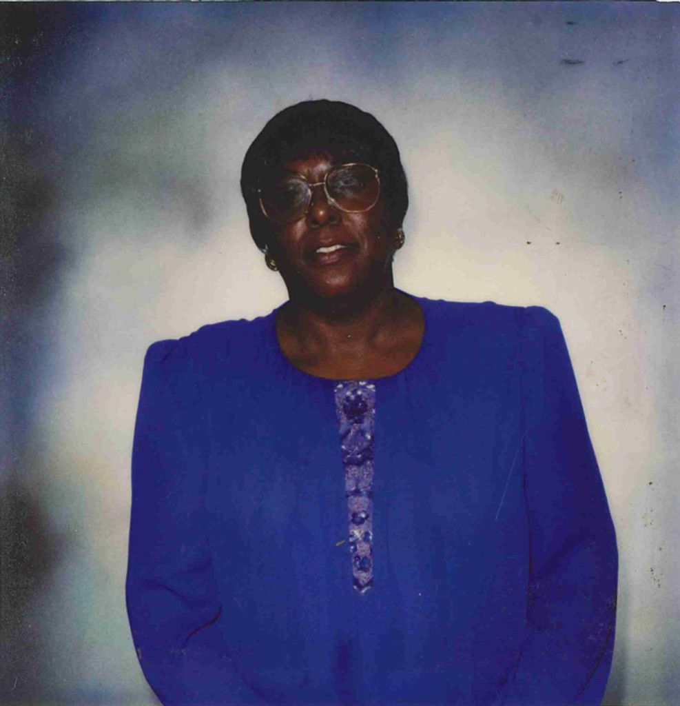 Peggy Thomas