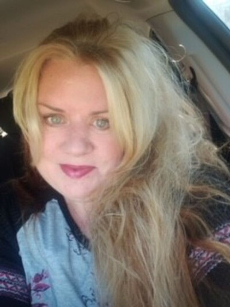 Carla Sue Custar Profile Photo