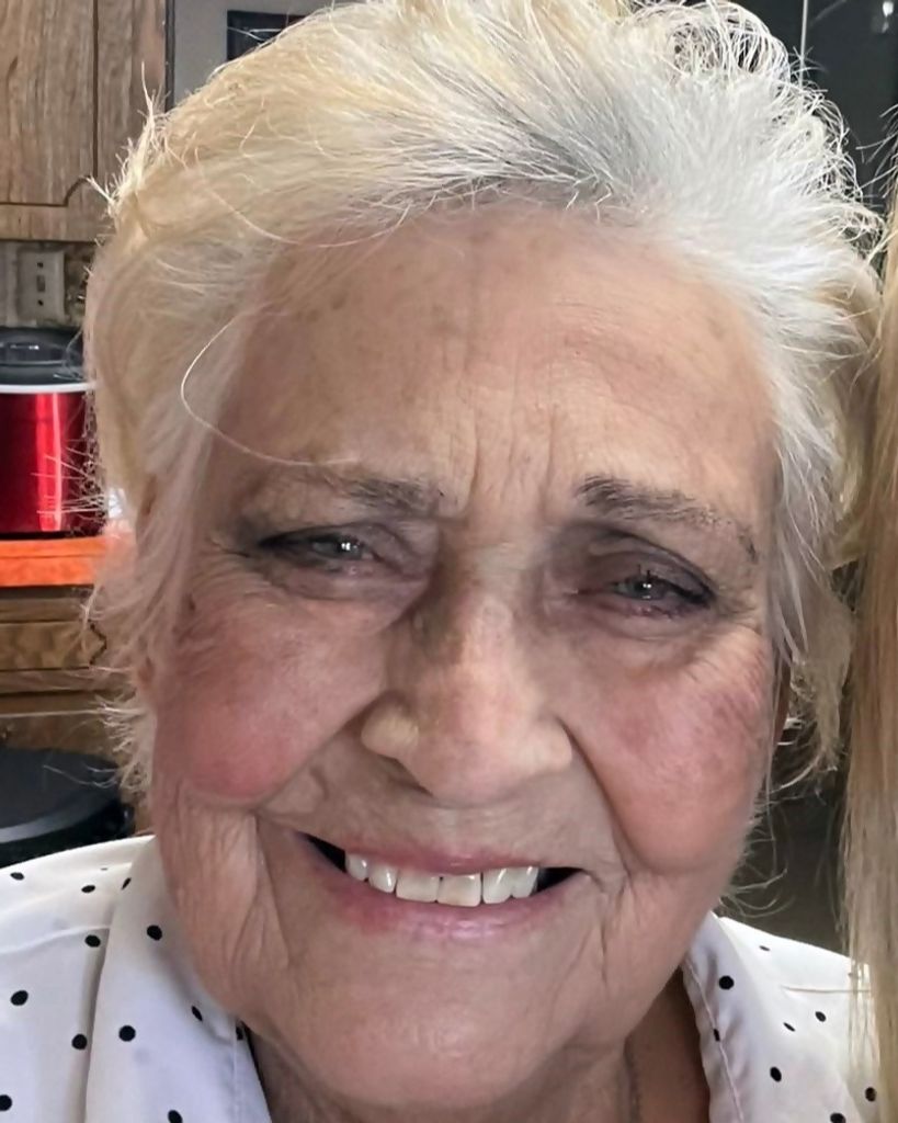 Linda Crossley Profile Photo