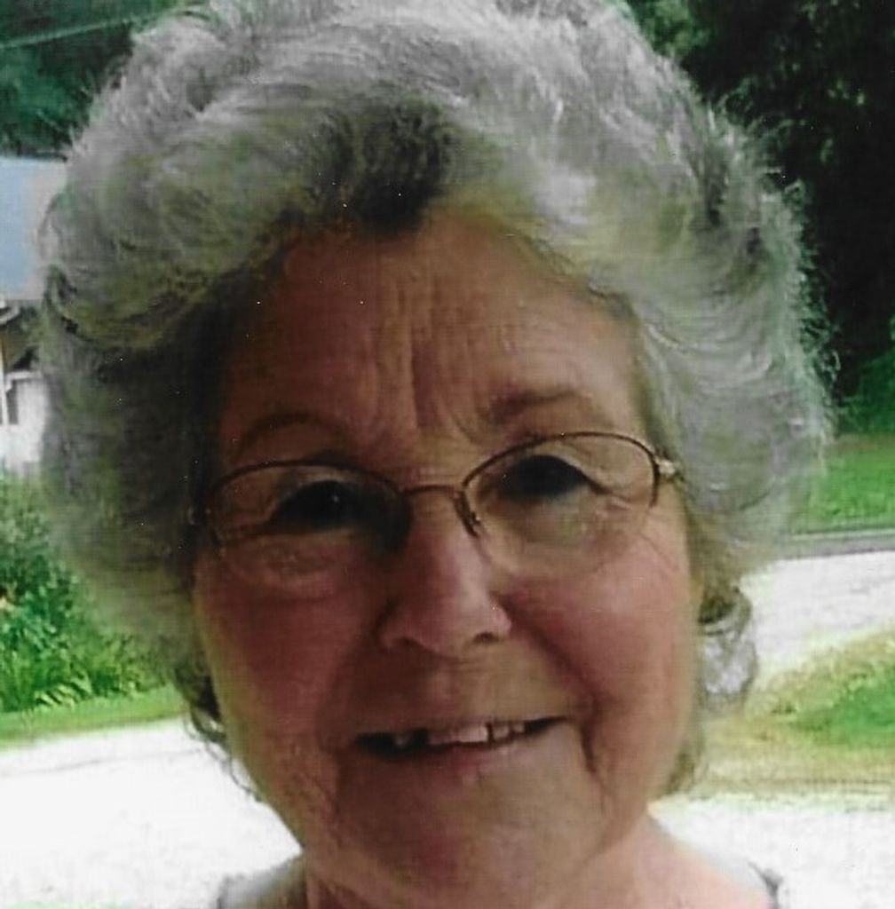 Mary Lou Stapleton Profile Photo