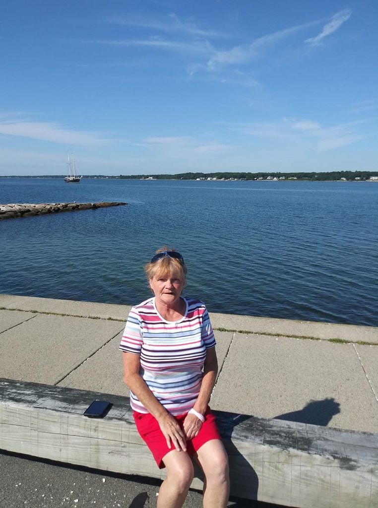 Anne Barnes Profile Photo