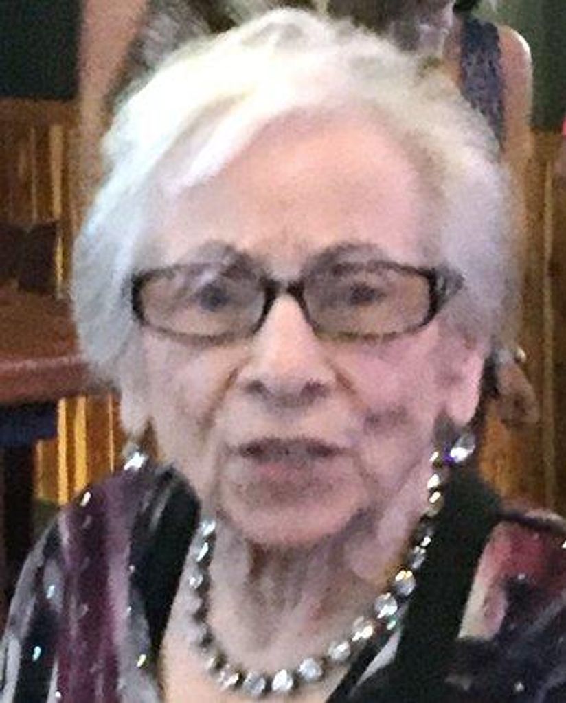 Delores "Dee" Dashko