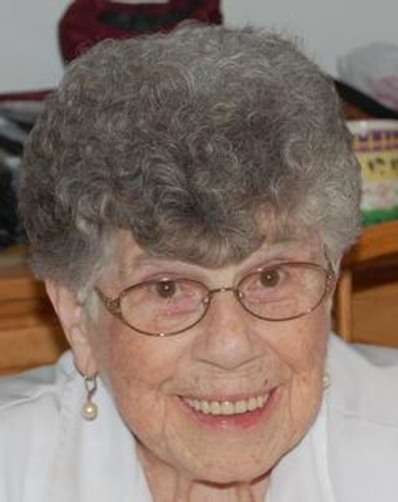 Jeannette L Desjardins