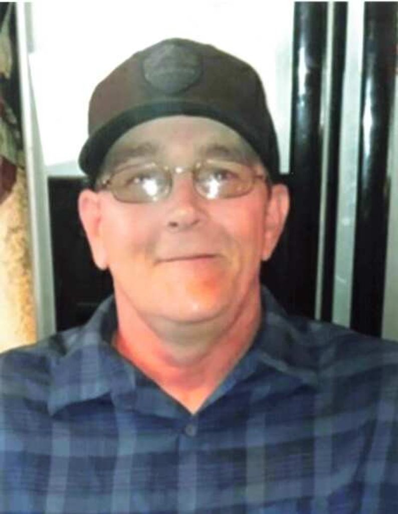 Steven Moore Profile Photo