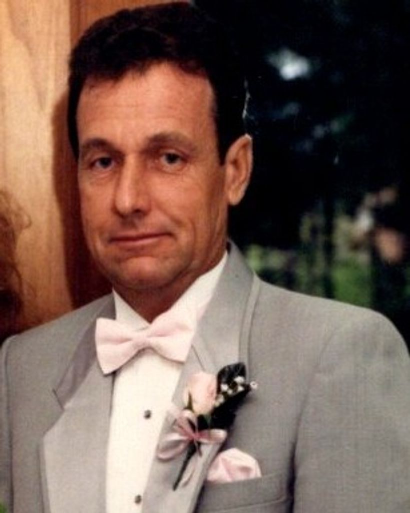 Bobby Clifford Freedle Profile Photo