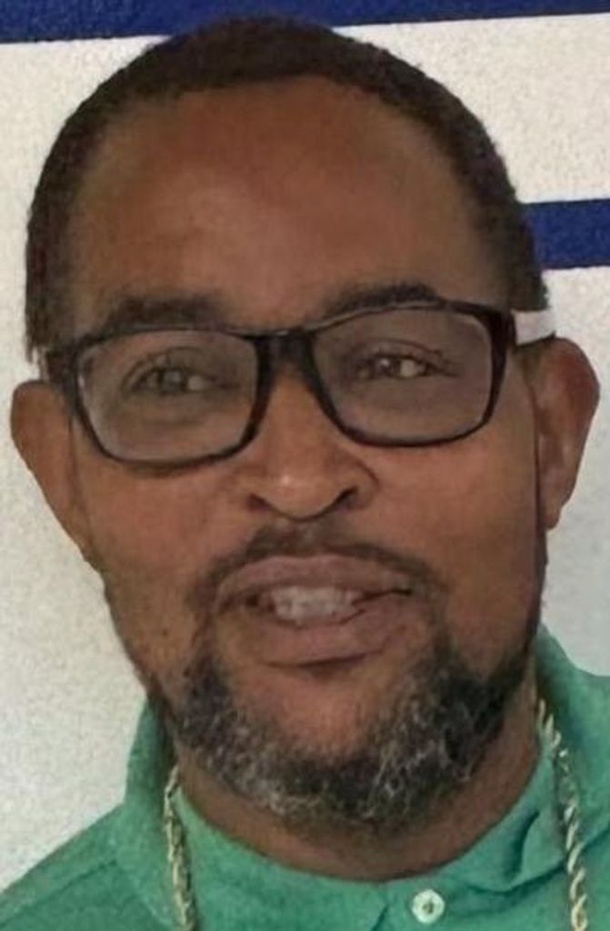 Kenneth Le'Jon Eddins Profile Photo