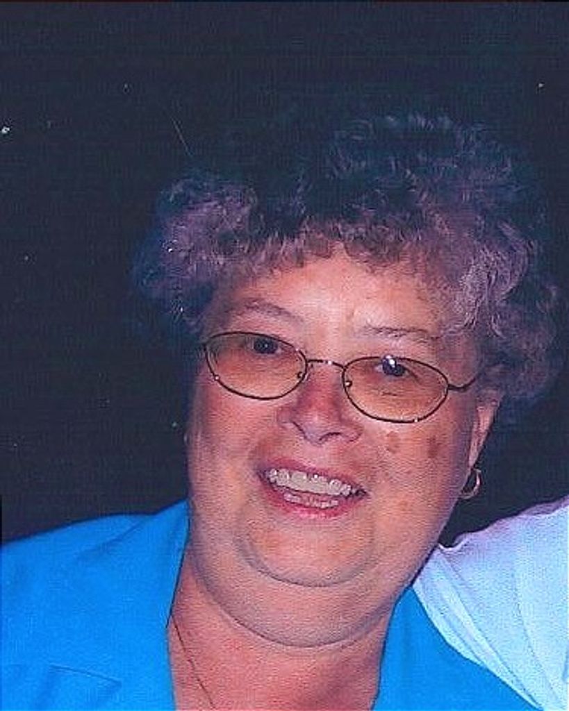 Eva Munding Profile Photo