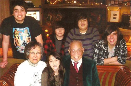 Yuan Chun Eugene "Gene" Chang photo gallery thumbnail 16 of 39