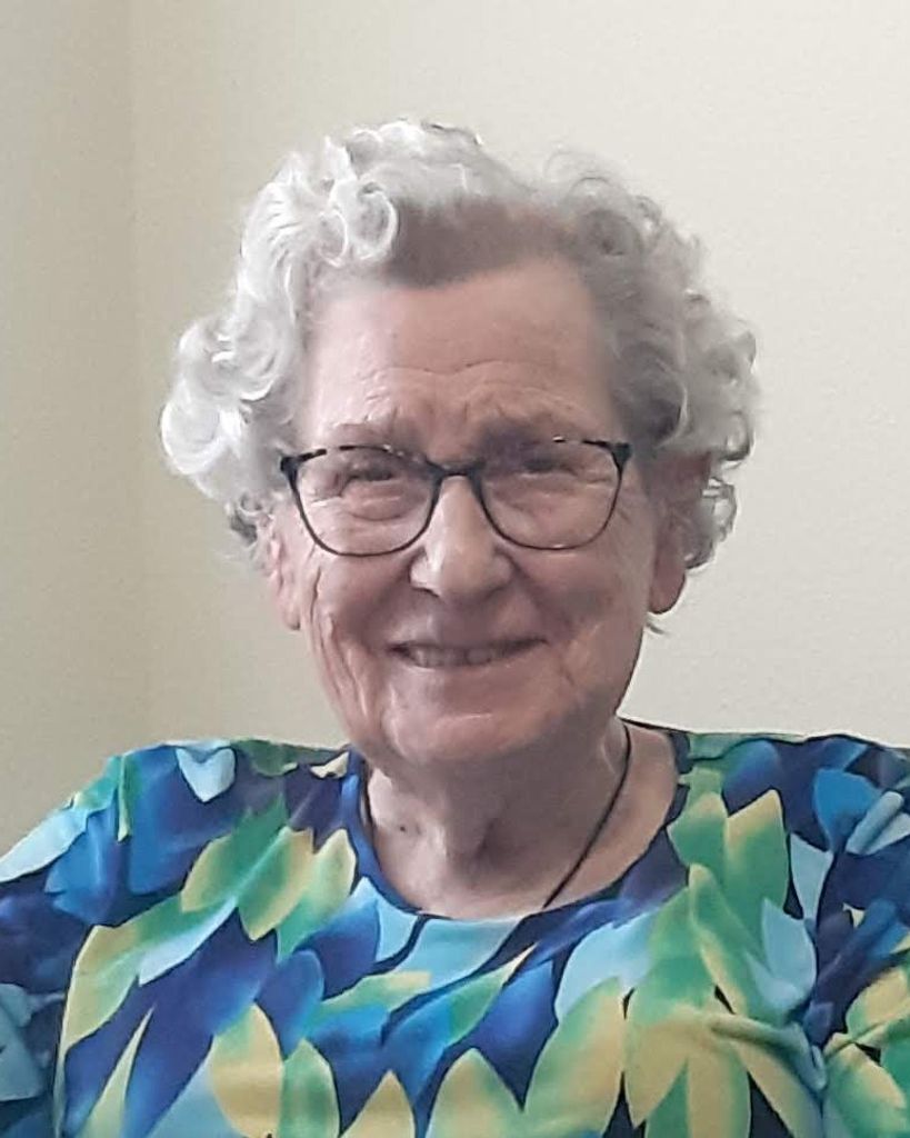 Audrey Irene Siemens (Clarke)