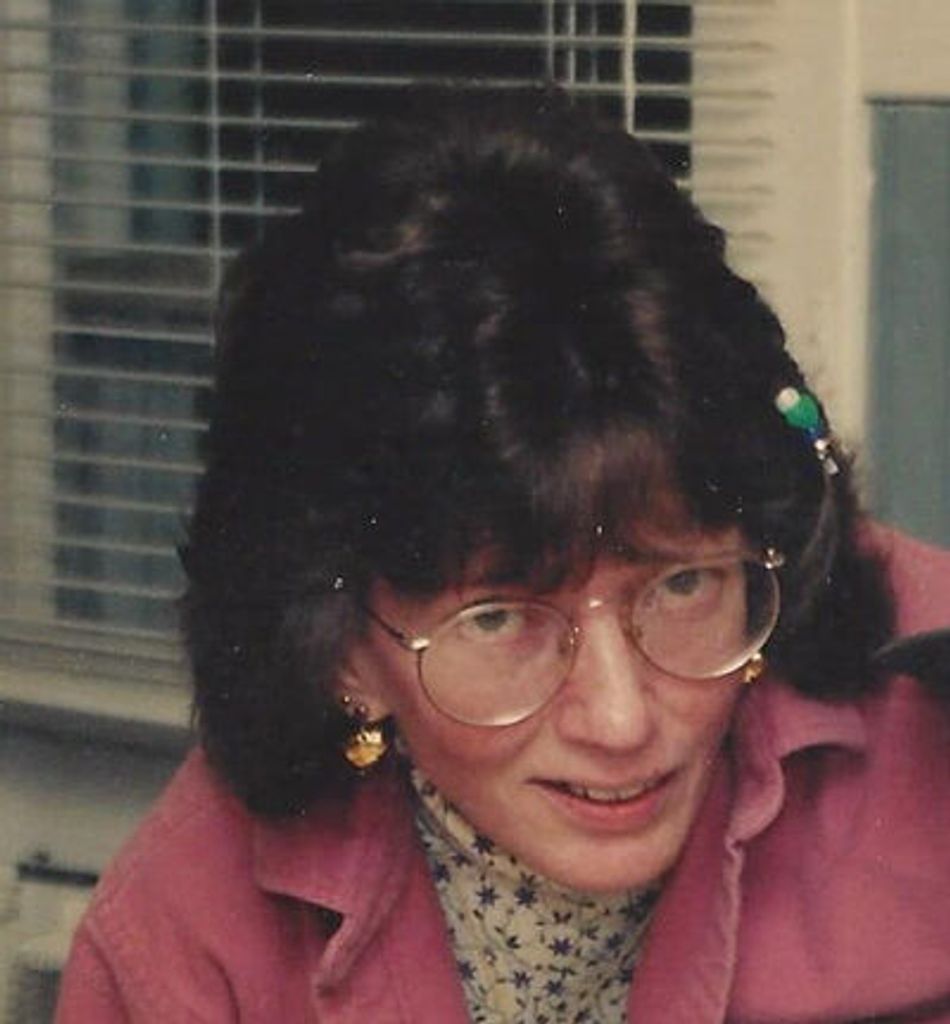 Julie Ann Smith Profile Photo
