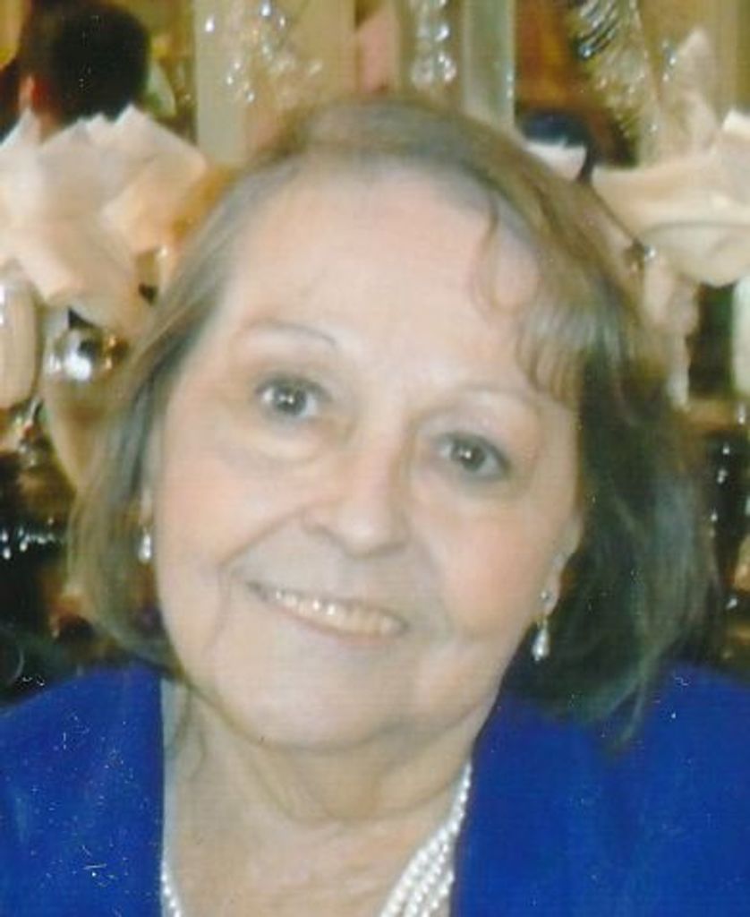 Clara Moore Profile Photo