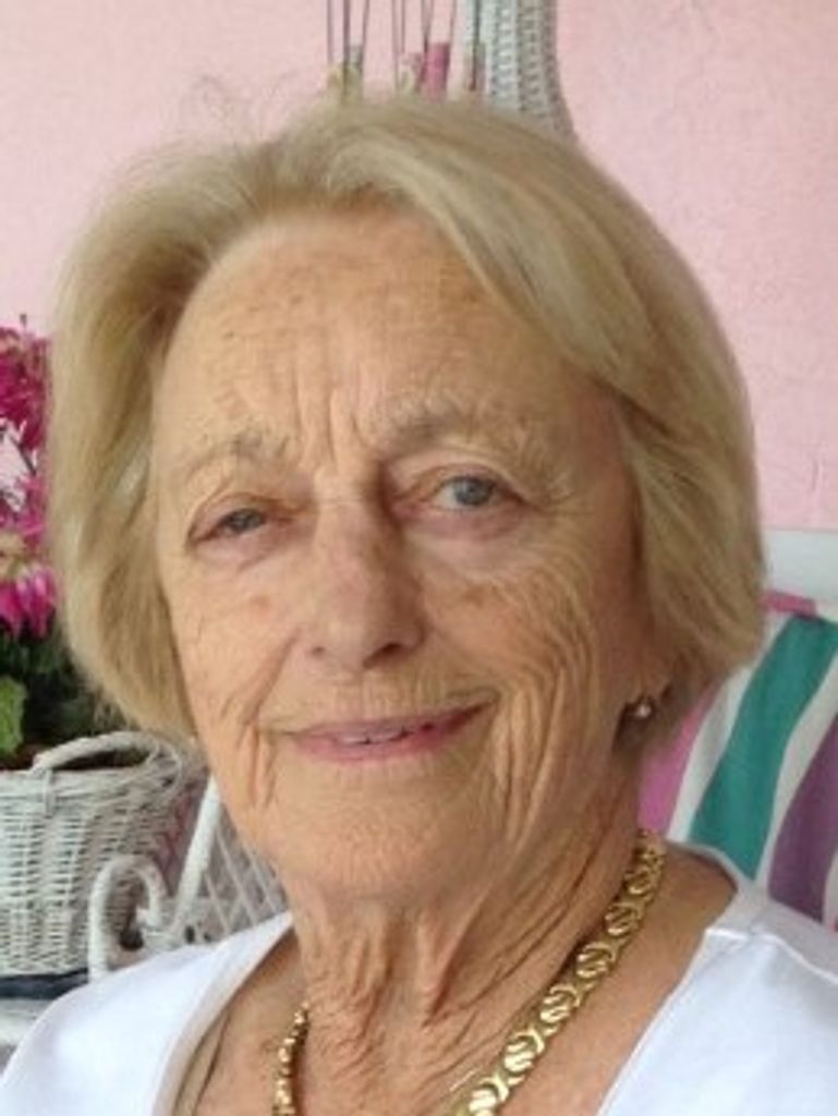 Ruth Cromer (Allison)  Richards