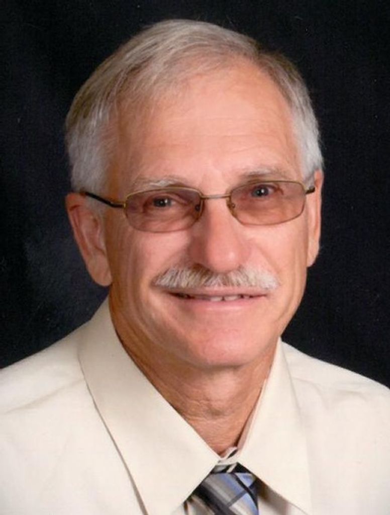 Roger Lee Stevens Profile Photo