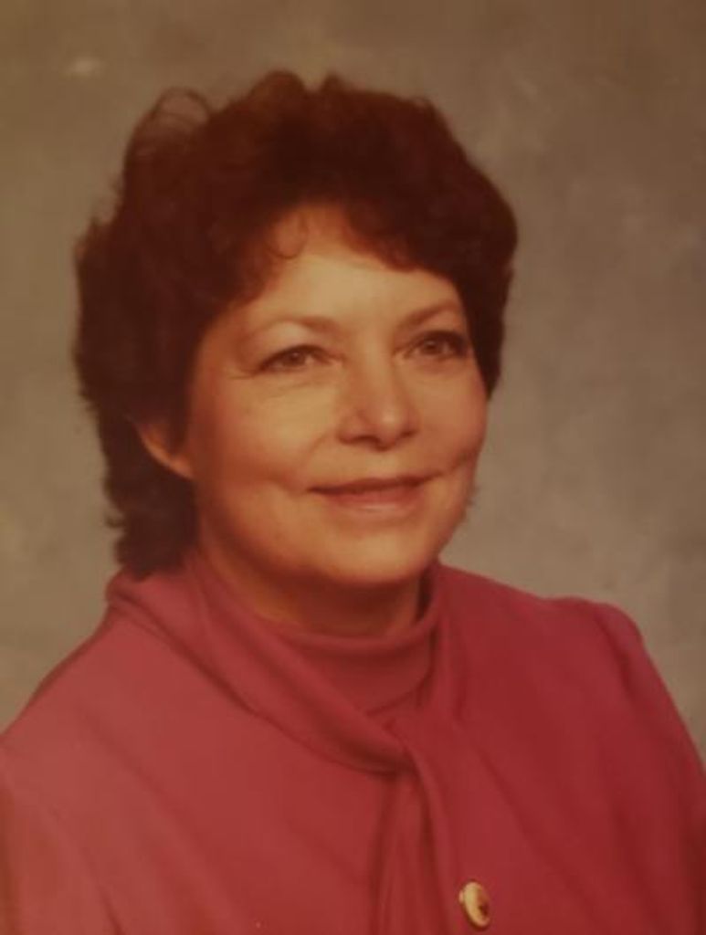 Carmen Mozzella Robertson Profile Photo