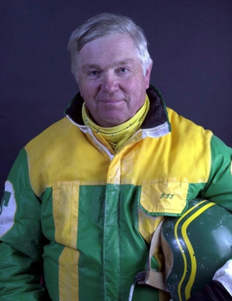 Tom D Tetrick