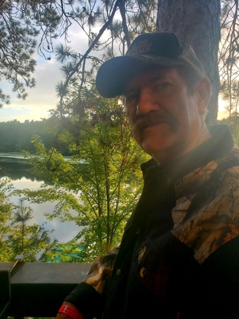 Lawrence "Larry" Ray Twist