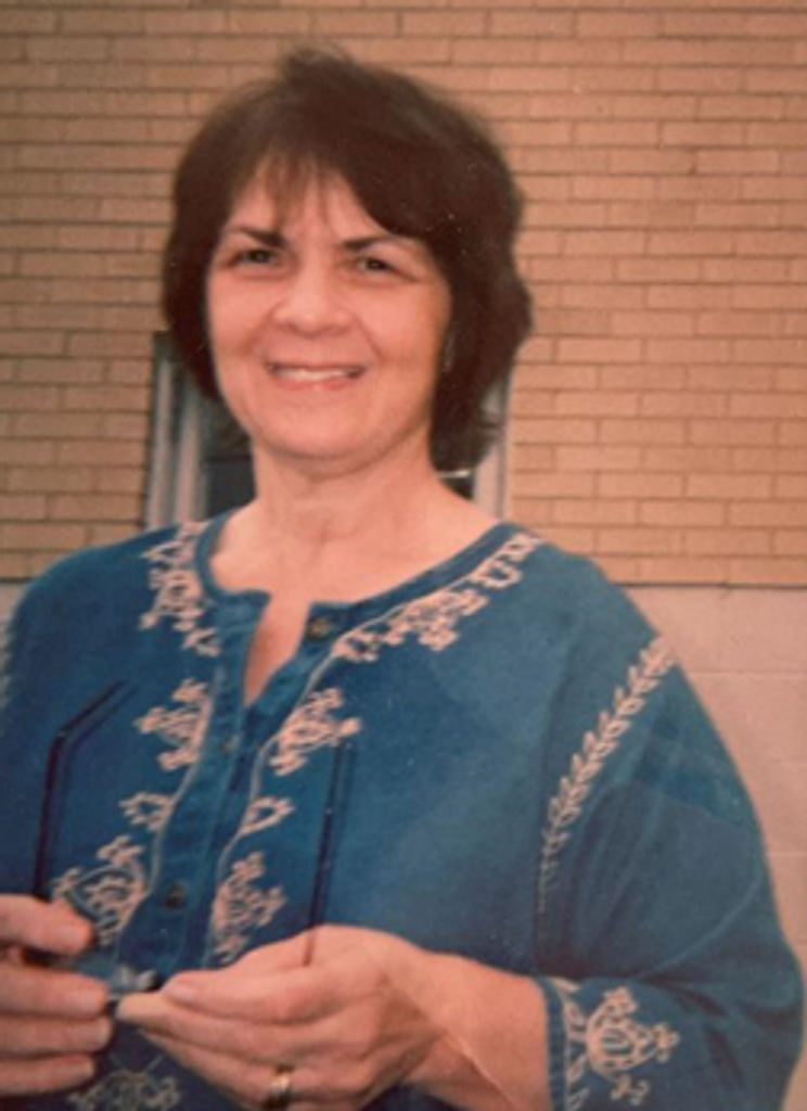 Gloria Jean Dichiara