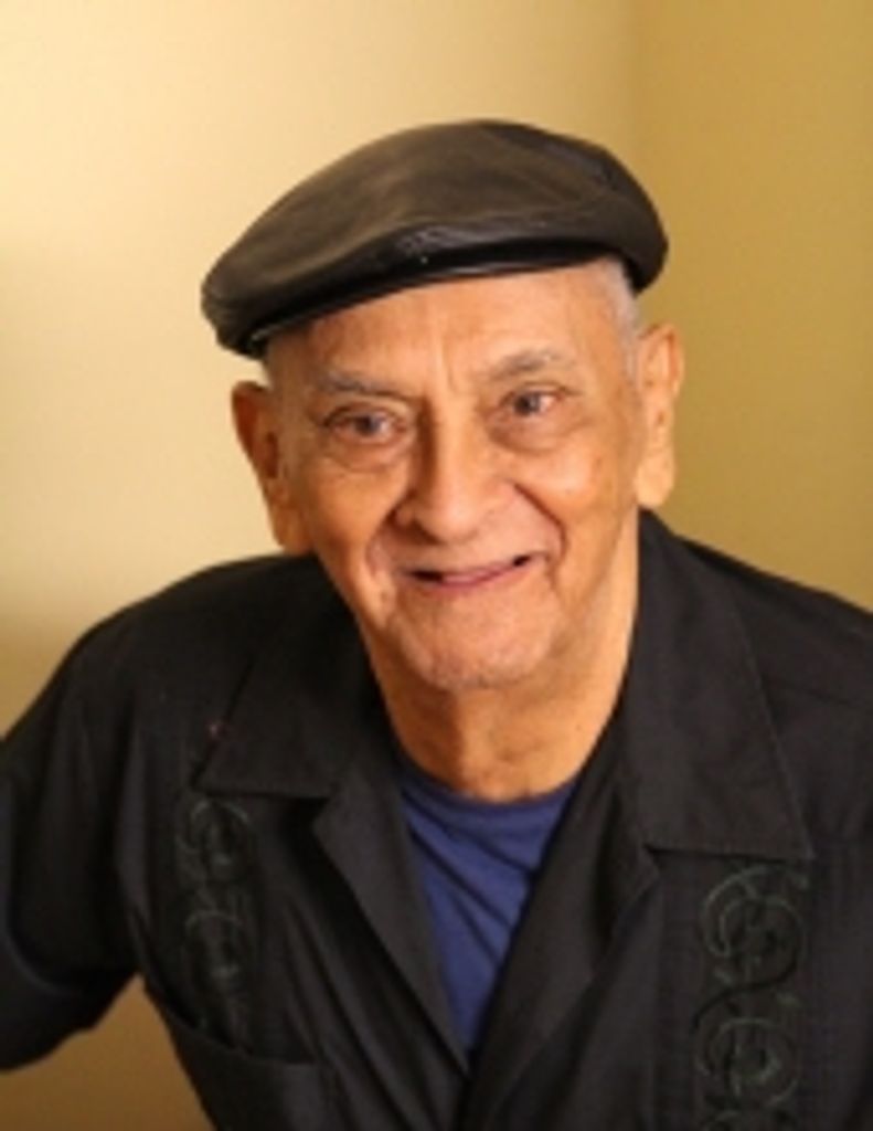 Joe Mills Ruiz
