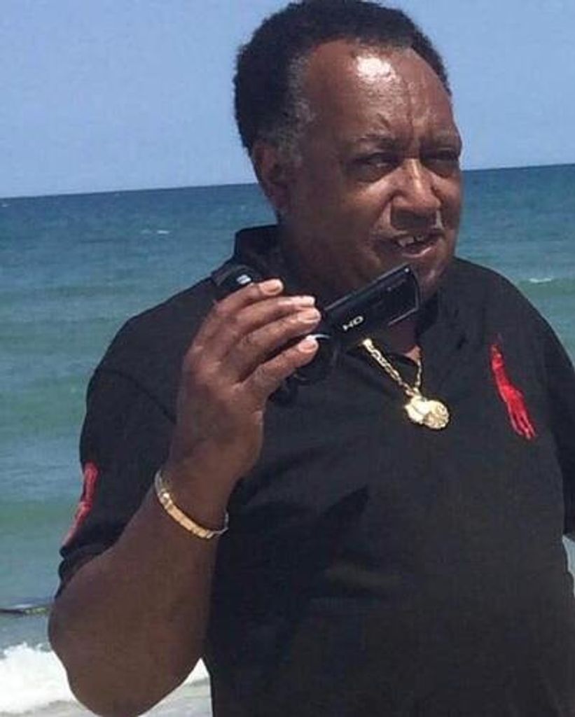 Robert G. Mclaurin Profile Photo