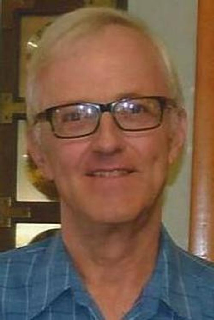 Douglas J. Lauersdorf