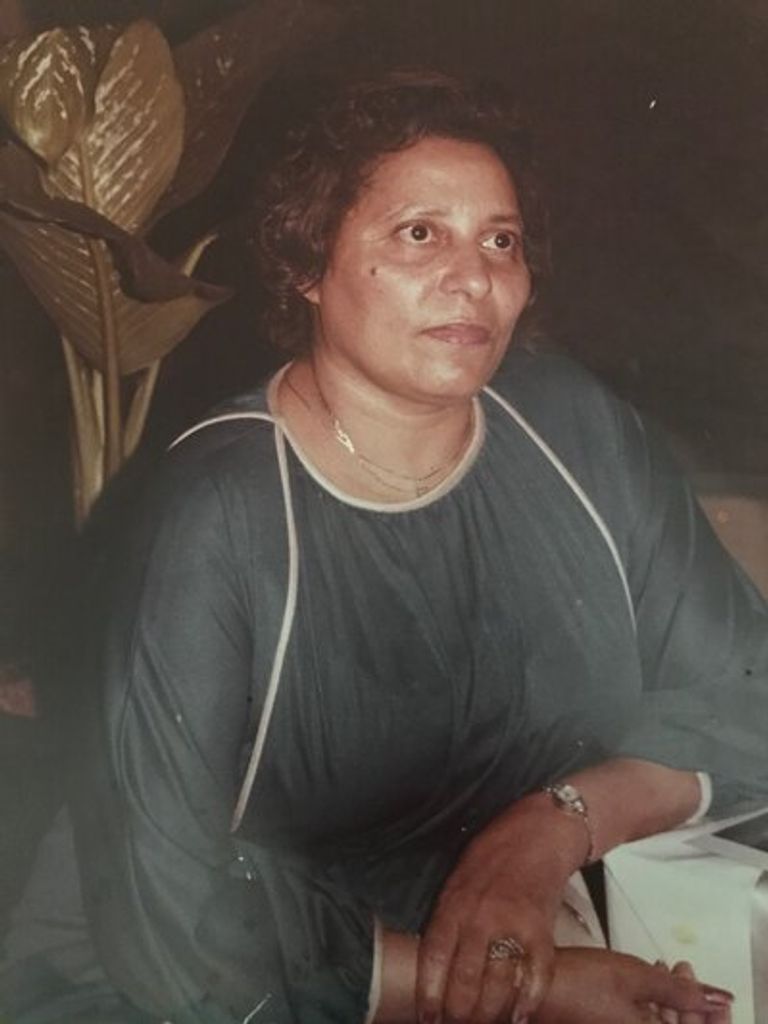 Mrs. Elouise Holiday Mcbride Profile Photo
