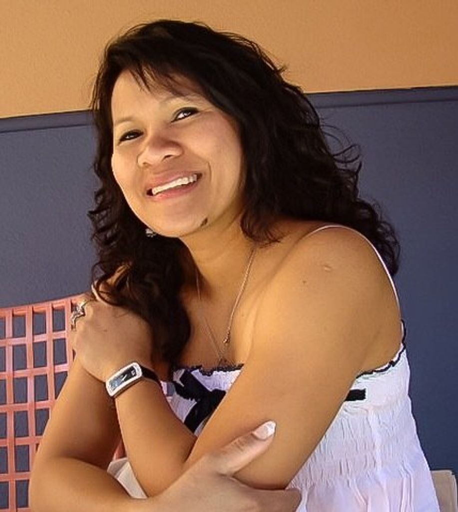 Gloria Clemente Elliott Profile Photo