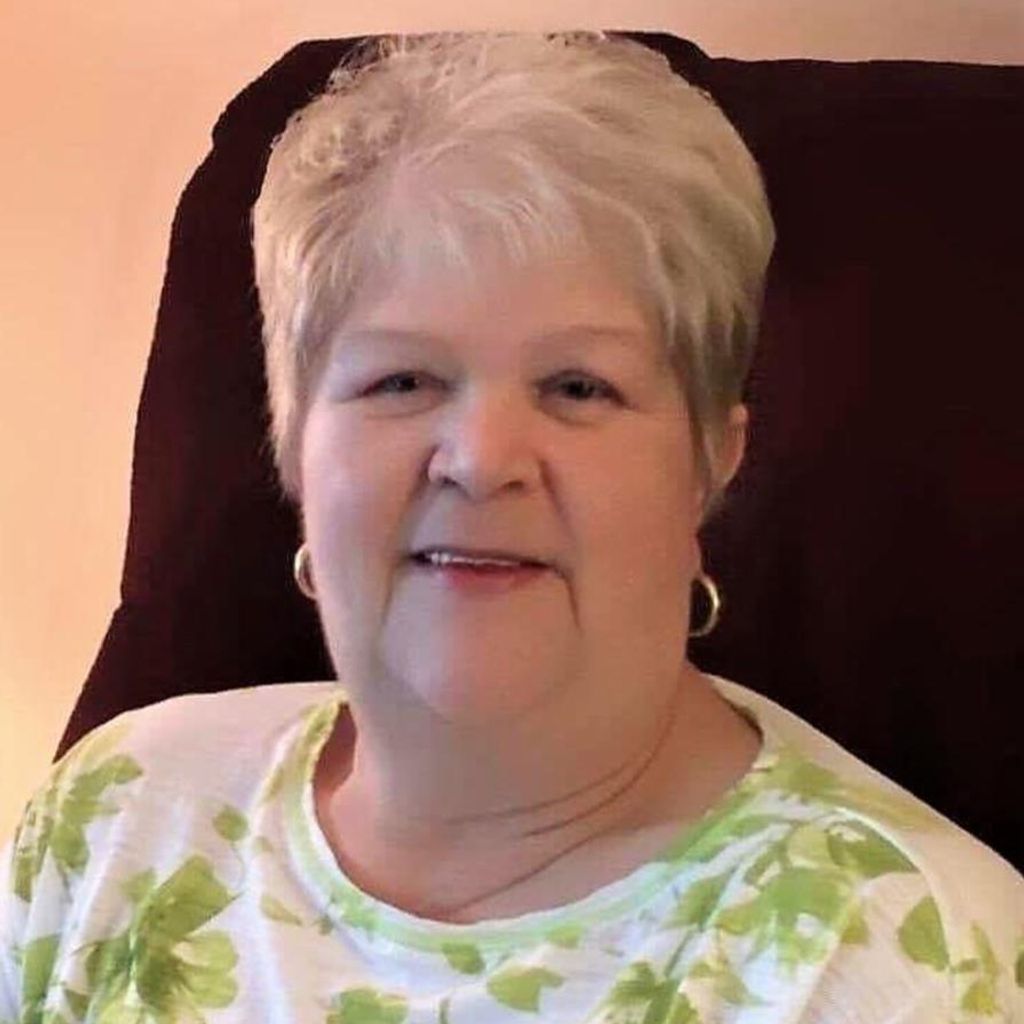 Sharon Sue Hall Holestin