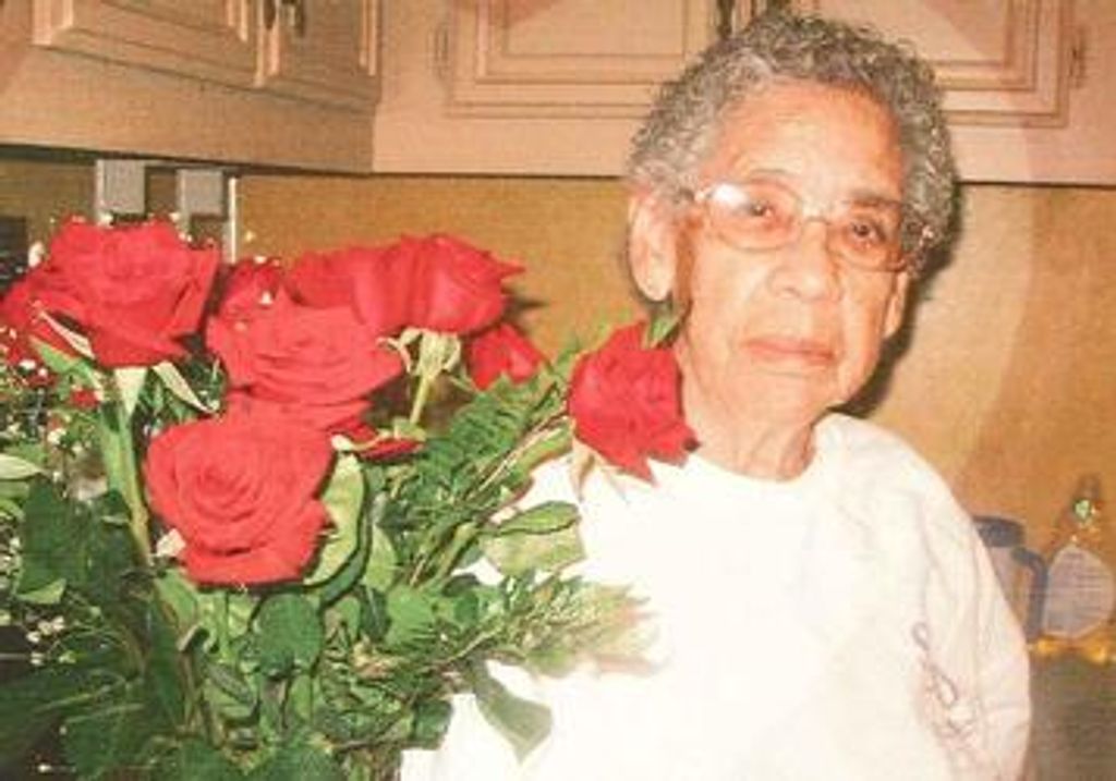 Ursula M Soto