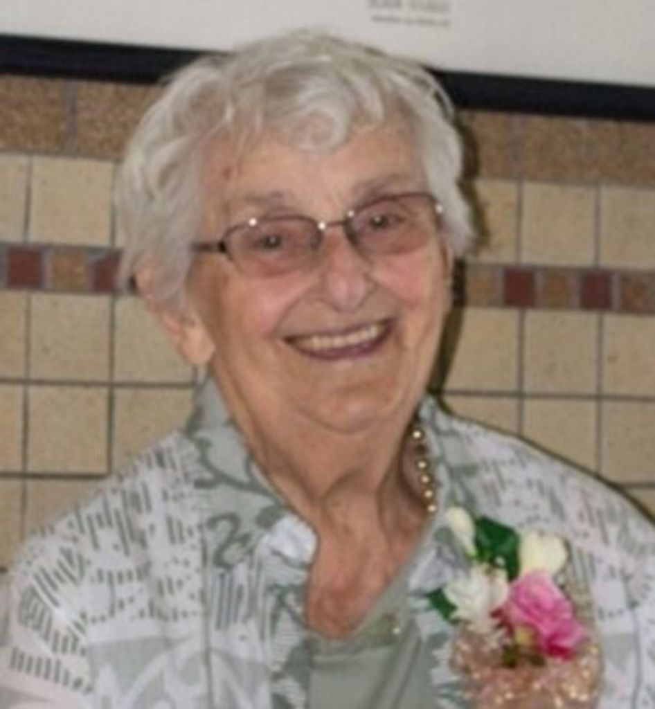 June Macdougall Profile Photo