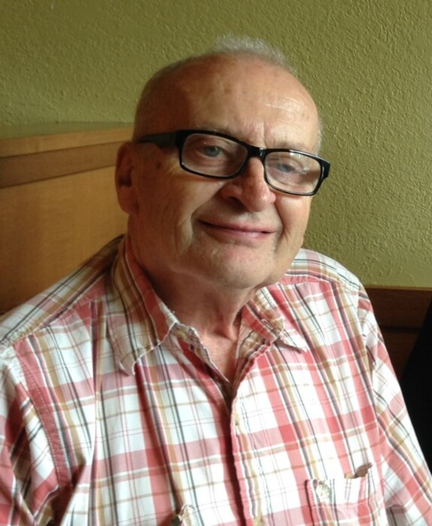 Lucian R. Carvalho Profile Photo