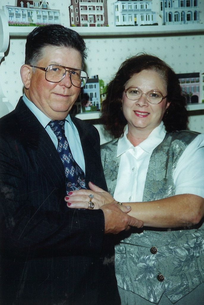 Robert William Saunders