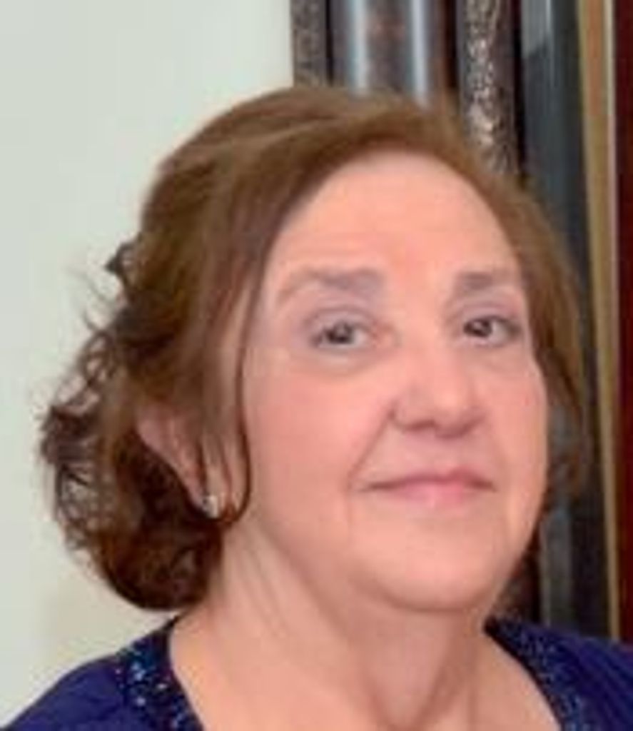 Maria R. Medeiros