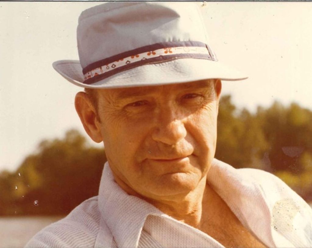 Willie "Joe" Huddleston