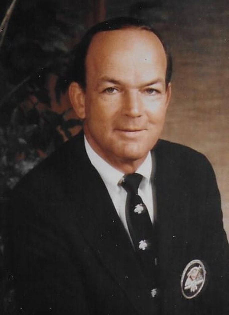 Richard E. Hollenbeck