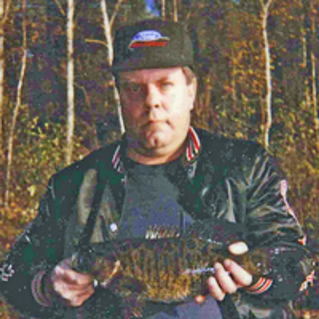 Robert "Bob" Alan Clasen