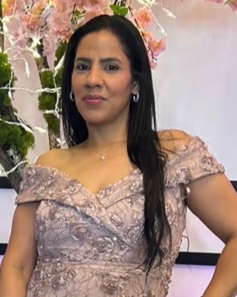 Carmen Elena Sangrony Araum