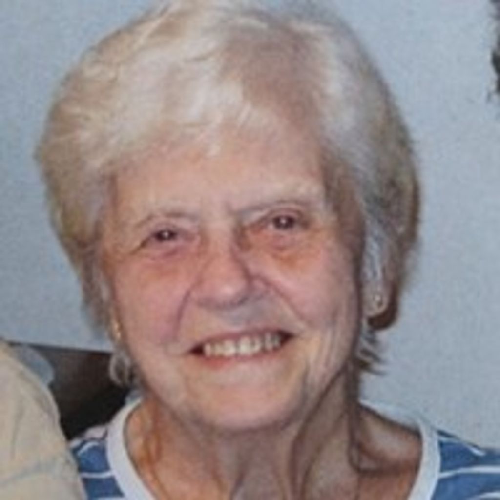Arlene M Leonard