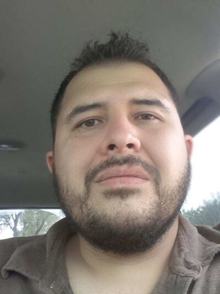 Miguel Flores