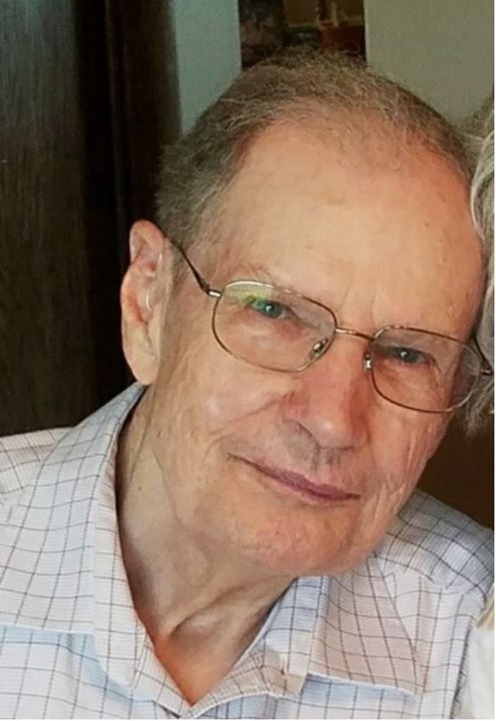 Howard C. Loomis
