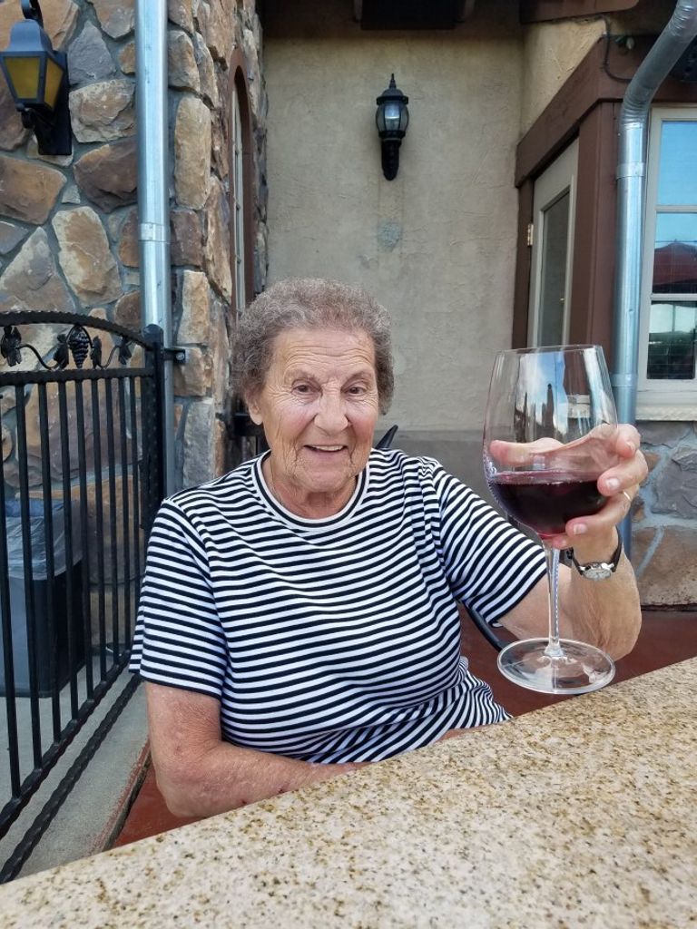 Helen Decoma