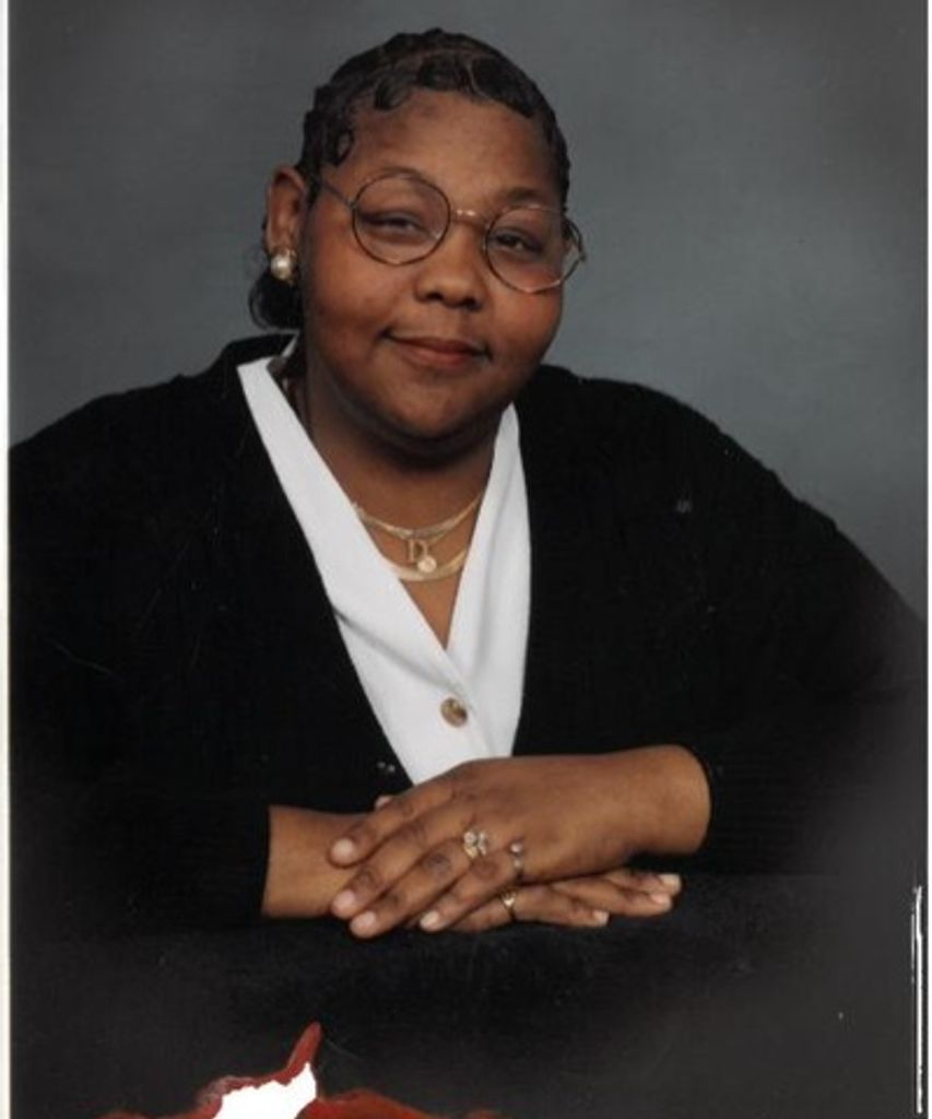 Robin Lea Drummond Profile Photo