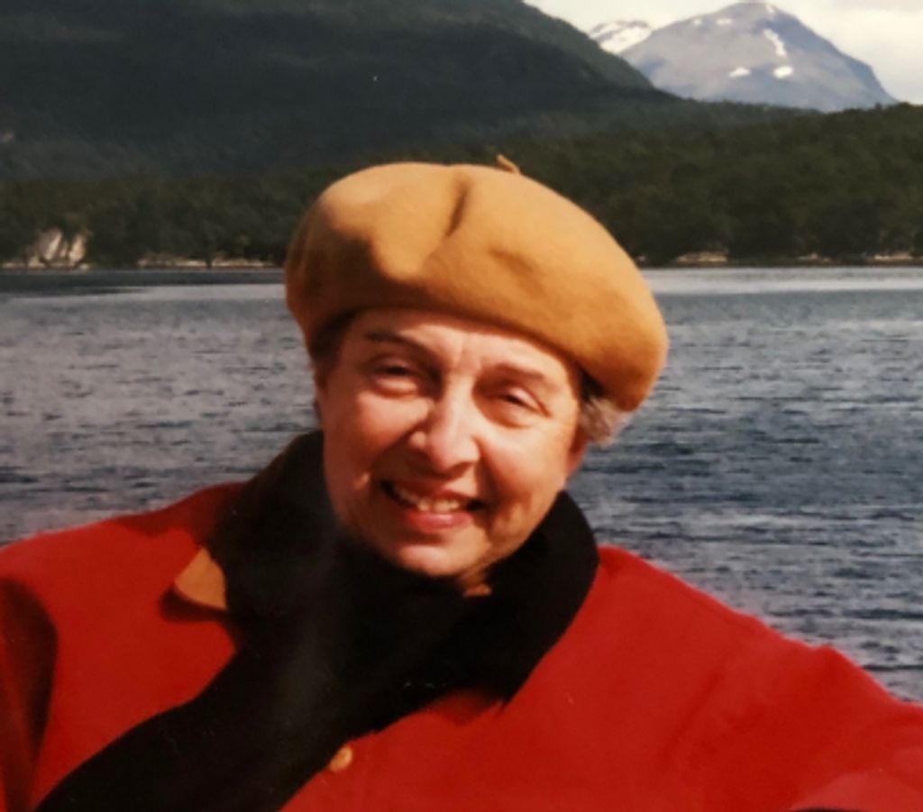 Lita Saldarini Profile Photo