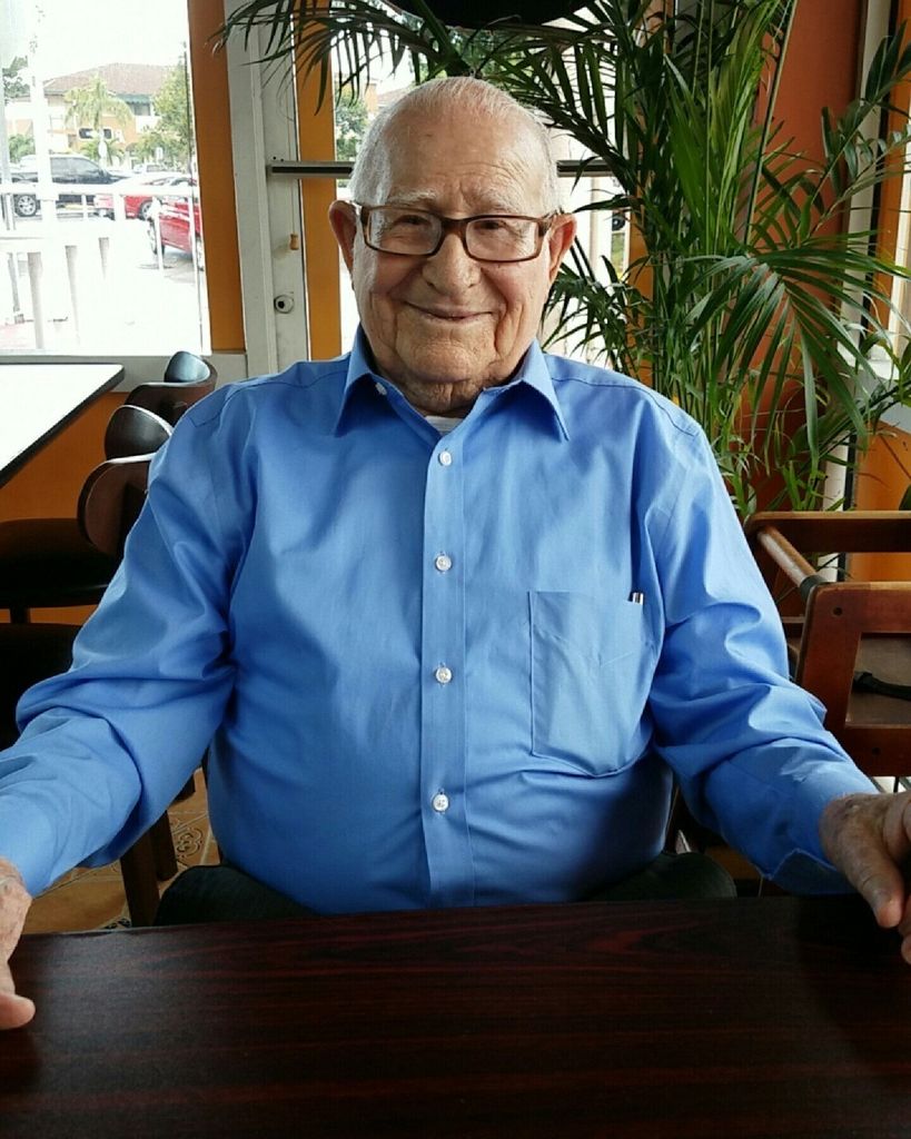 Carlos M. Marquez Profile Photo