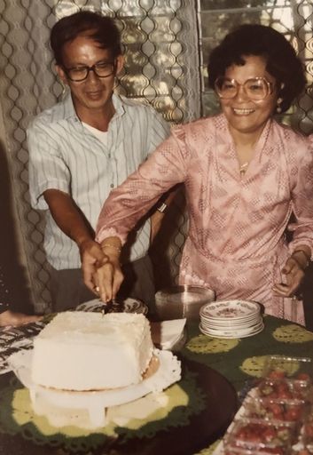 Teresita  Ho photo gallery thumbnail 5 of 7