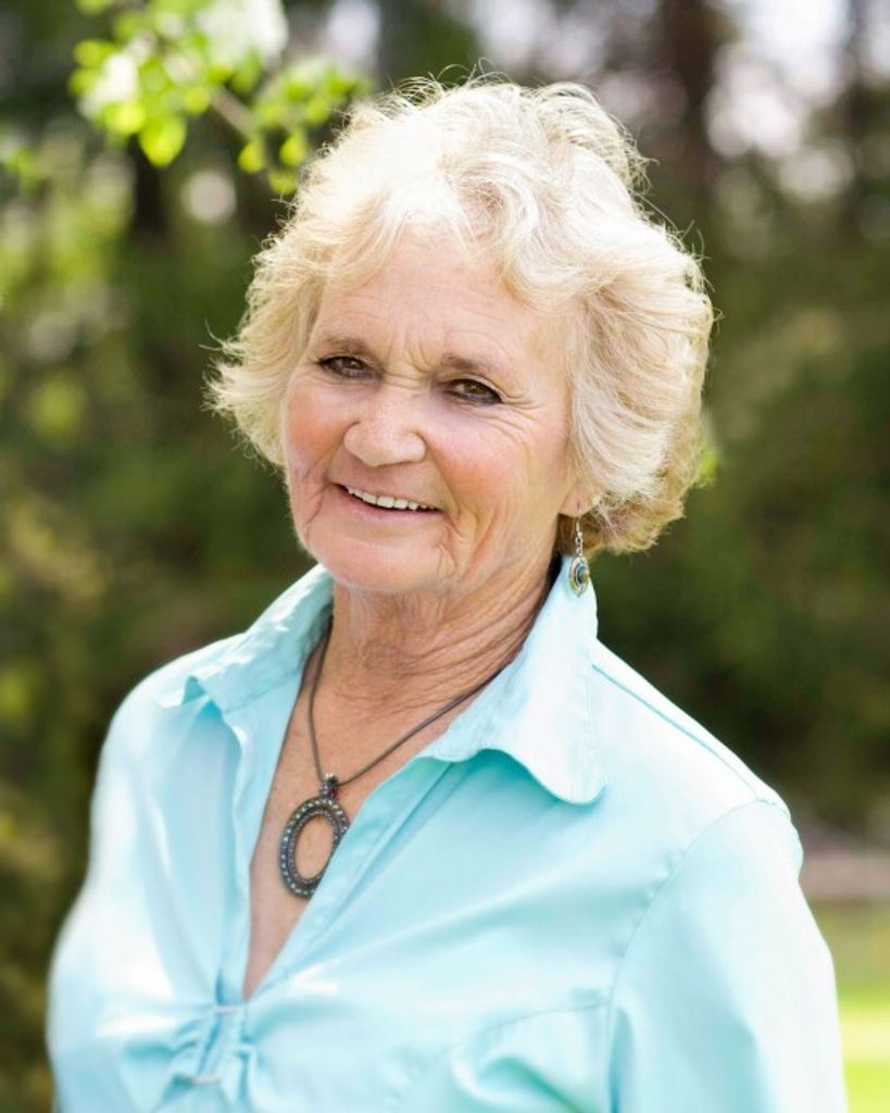 Linda G. (Thompson)  Mcquillen