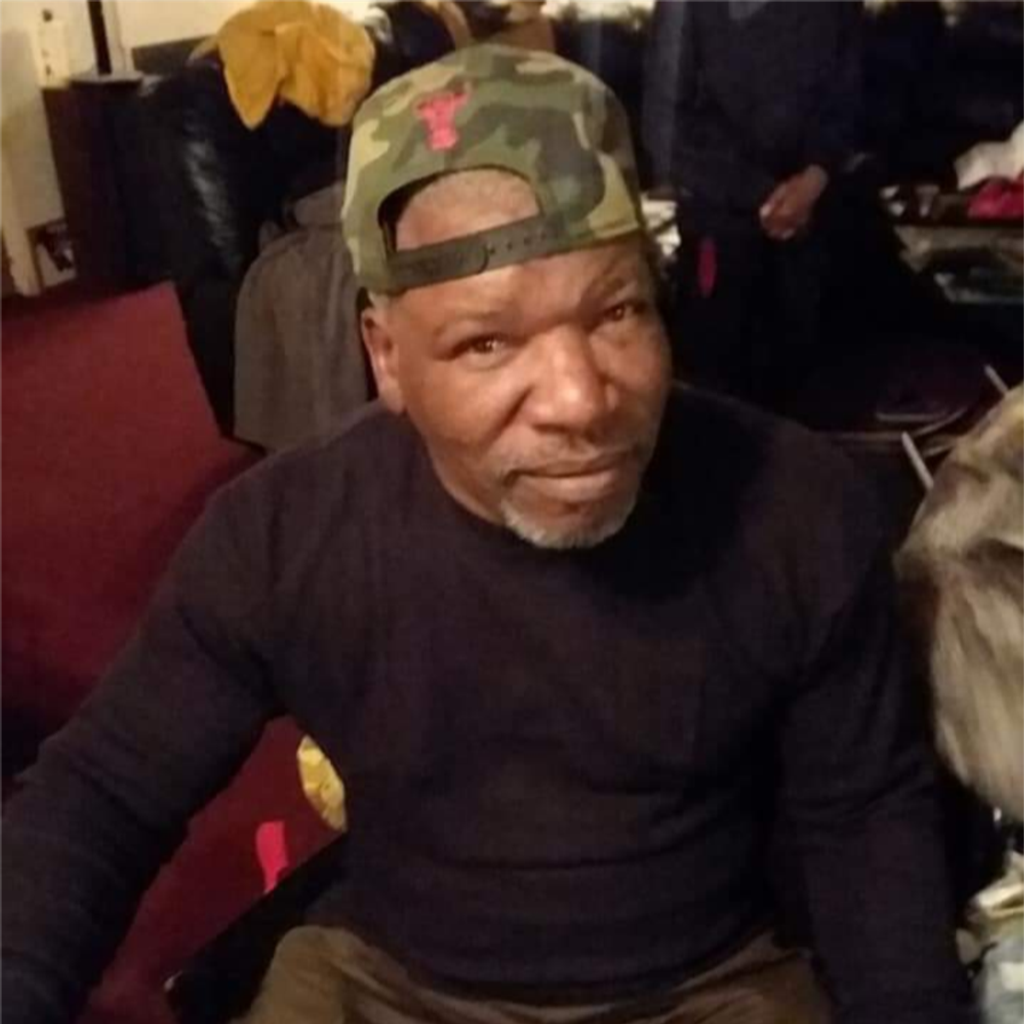 Robert Lee Mickens Profile Photo