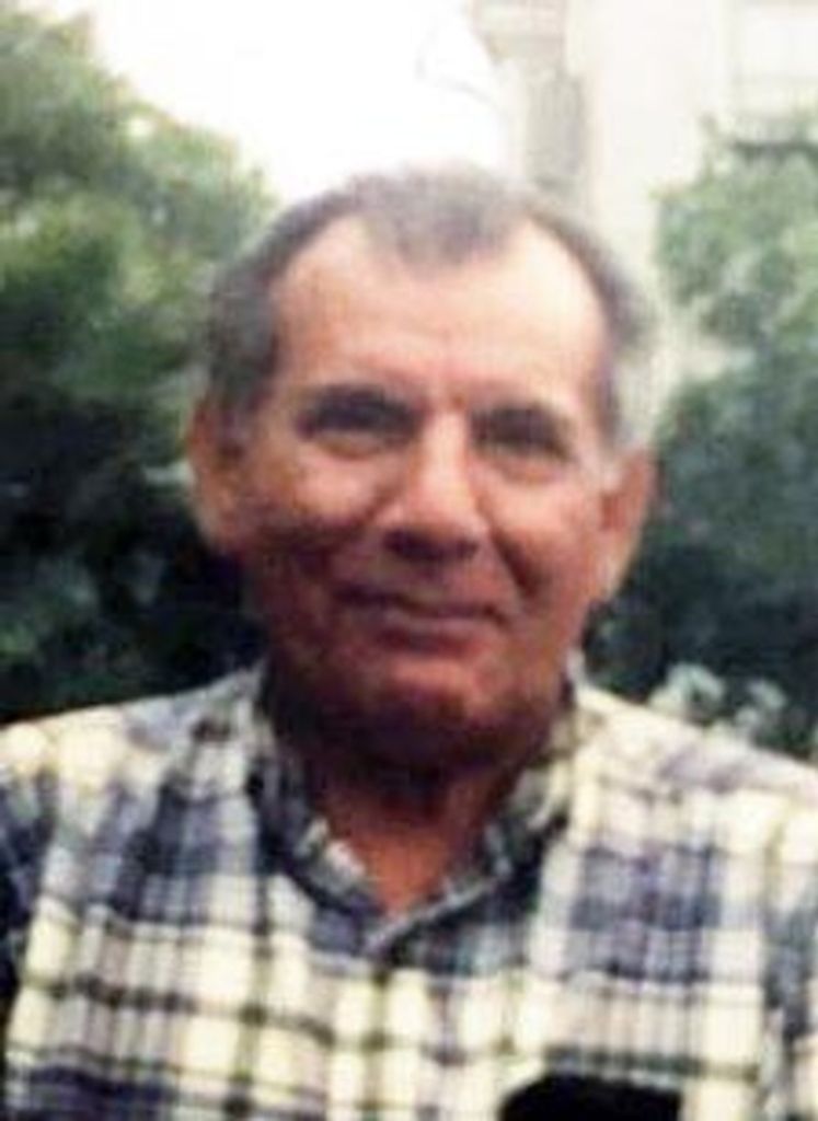 Julian Quiroga, Jr. Profile Photo