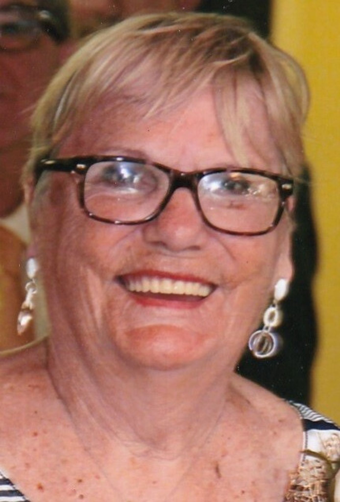 Maxine O Layer photo gallery image 1 of 85