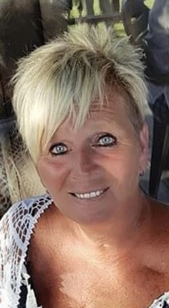 Angela Lozo Profile Photo