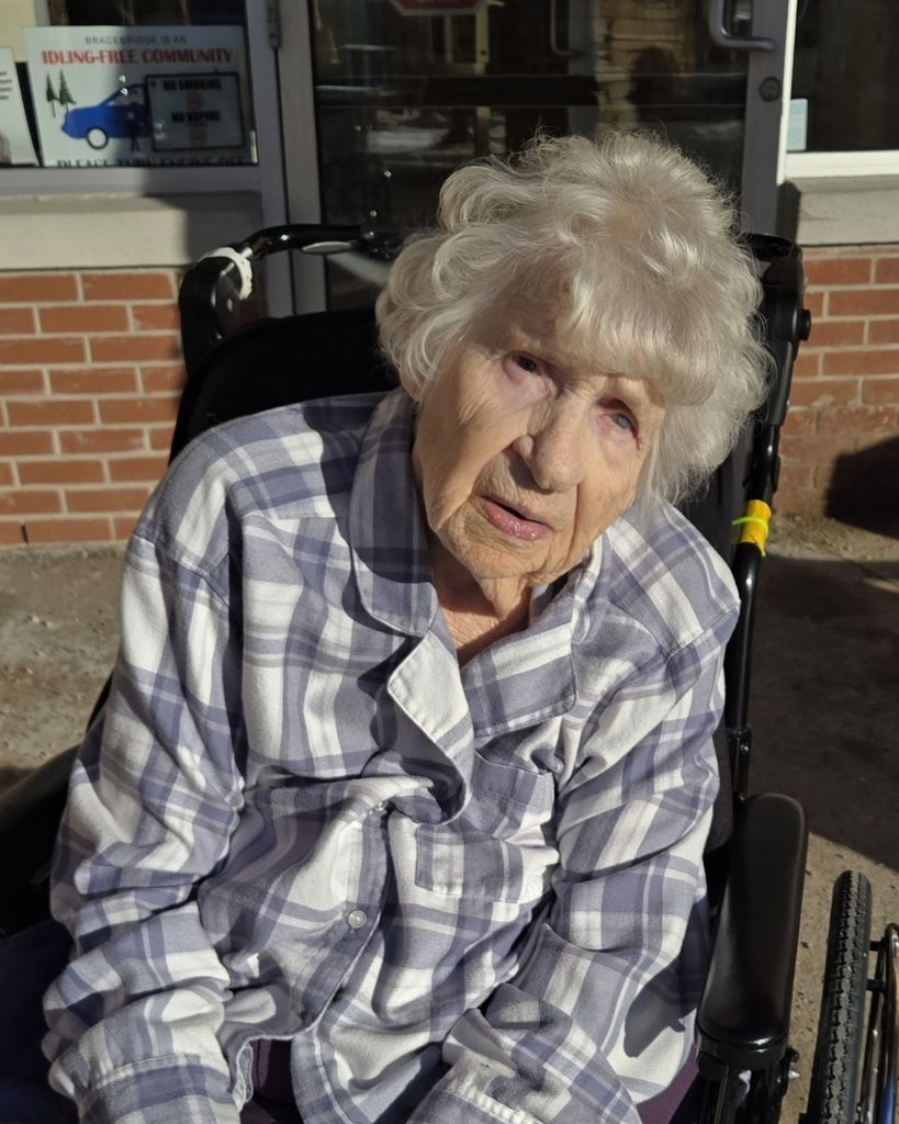 Alma Lois Traviss Profile Photo